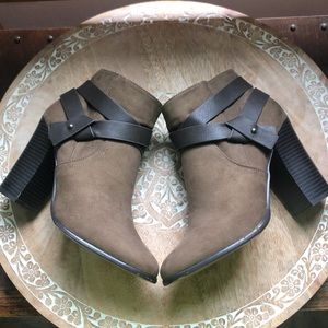 Express suede brown heeled boots with dark brown straps.